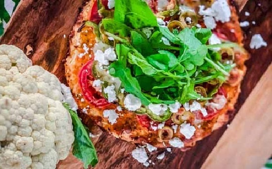 Cauliflower Pizza | Healthy Recipes | Happy Healthy You