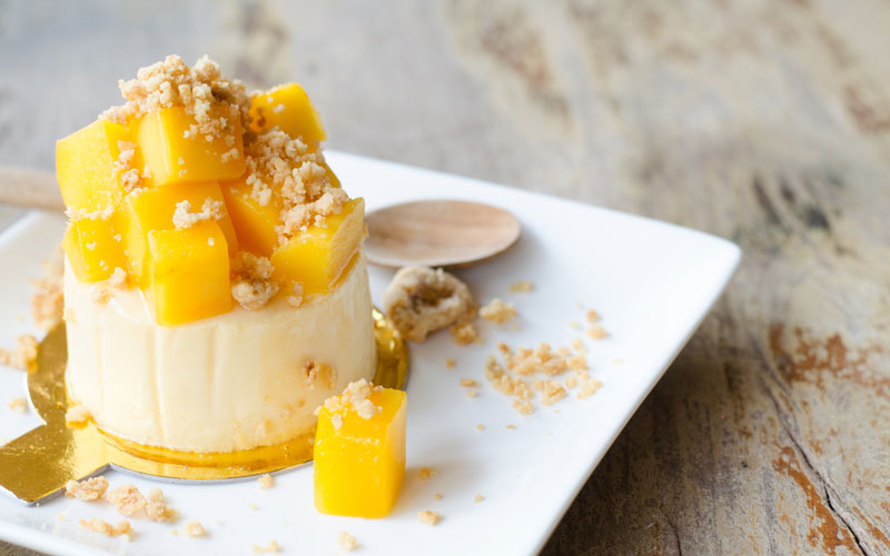 Raw Mango Cheesecake