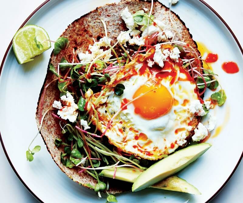 Fried Egg with Sprouts and Chilli