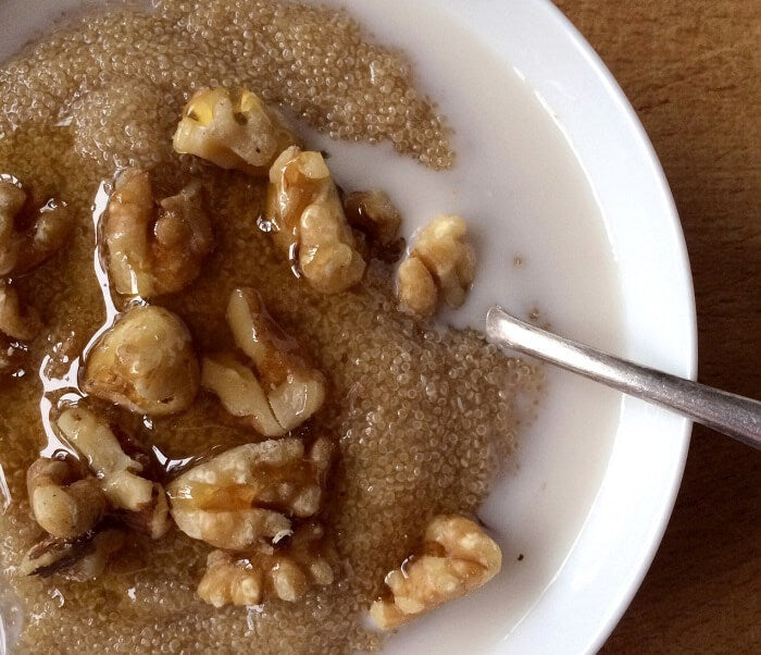 breakfast amaranth with walnuts