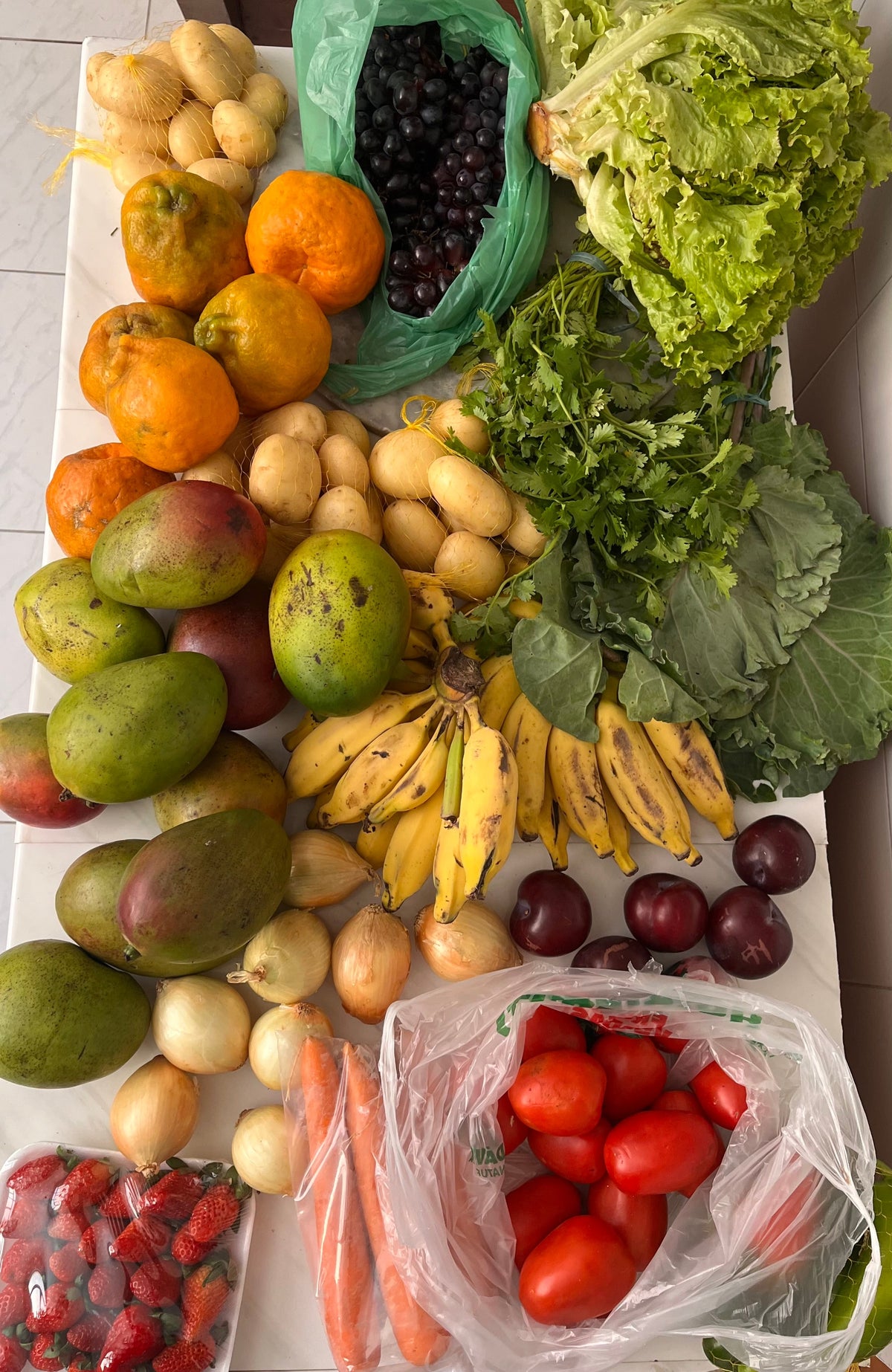 What to Eat When Stress Feels High: 11 Food Groups That Support Healthy Cortisol